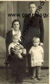 Adomas ir Elena Kibeikiai su vaikais ~1935m